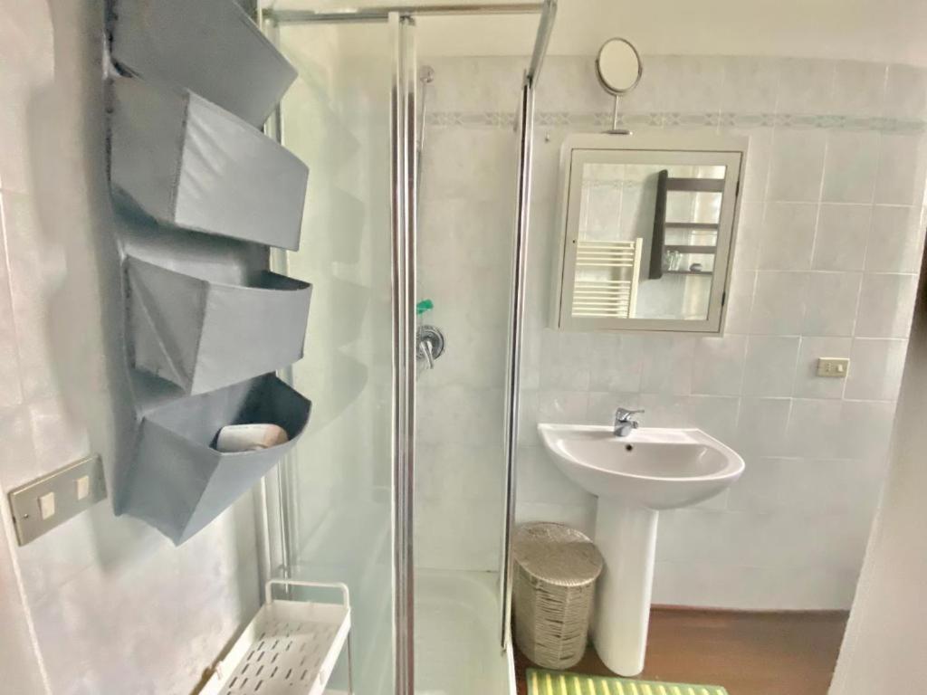 Grazioso Appartamento Nel Cuore Del Tran Tran Di Milano, Perfetto Per Amici E Famiglie, Vicino A Metropolitana Luaran gambar